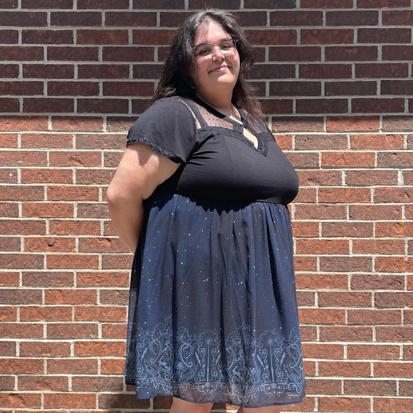 Harry Potter Hogwarts crest dress - Picture 12 of 15